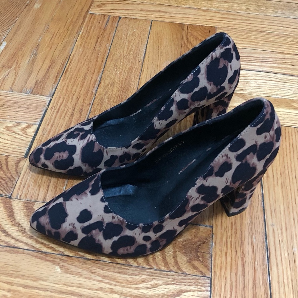 IDIFU Leopard Print Pointed Toe Block Heel Pumps - Brown/Black Womens Sz 9.5